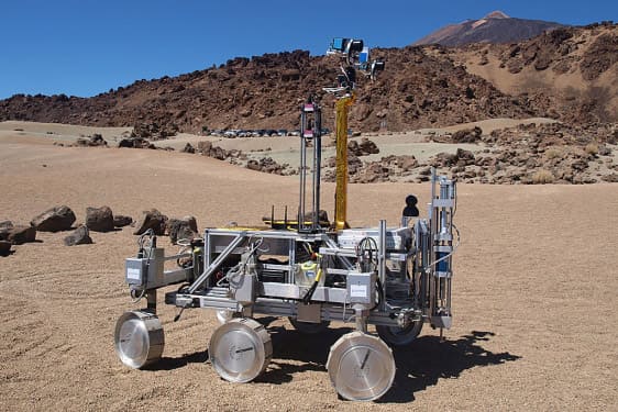 Imagen del modelo del Perseverance en el Parque Nacional del Teide para llevar a cabo la misión en Marte.