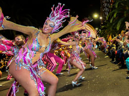 Karneval Teneriffa: Reservierter Sitzplatz für den Hautpumzug