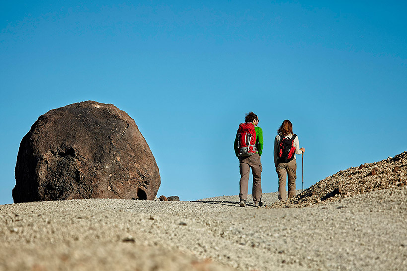 Climb the Teide on foot and see the Huevos del Teide