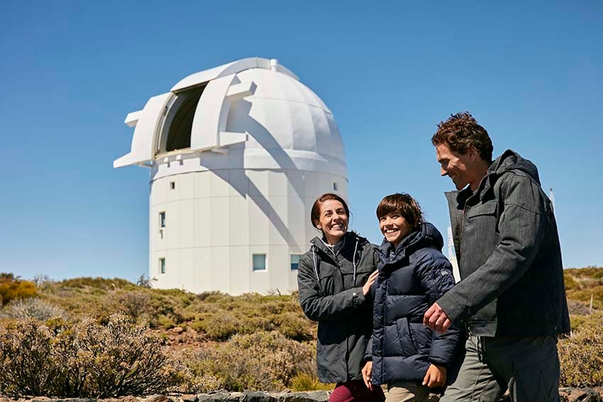 Actividades al aire libre familia en el Observatorio del Teide con guía